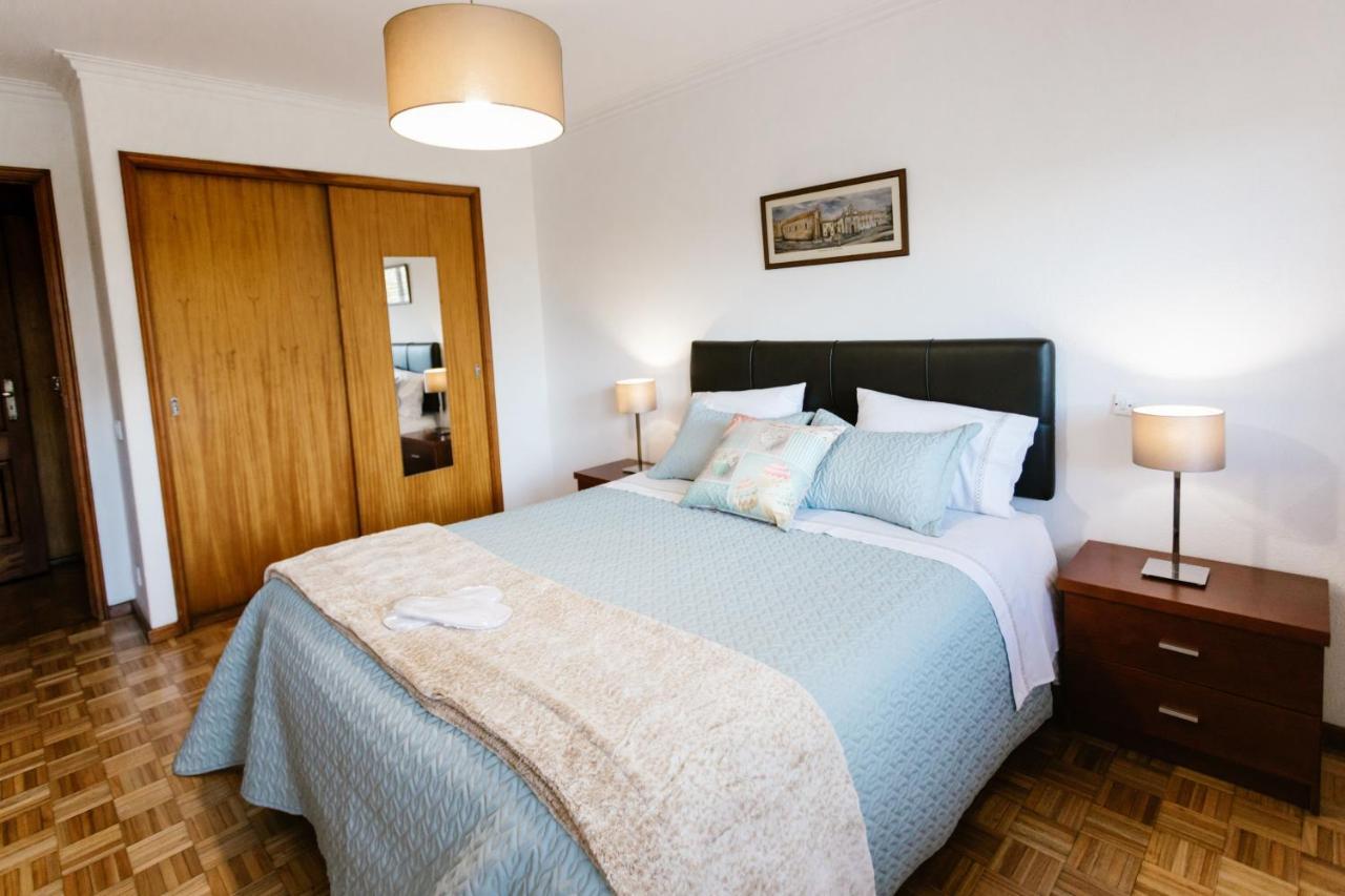 Castle Apartment กิมาไรส์ ภายนอก รูปภาพ